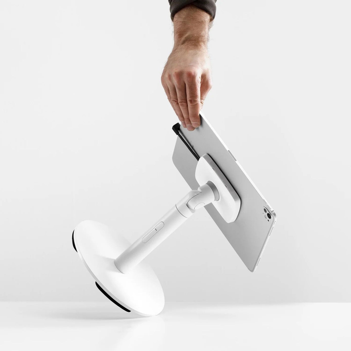 Bouncepad Universal Desk Mount Core Counter Twist