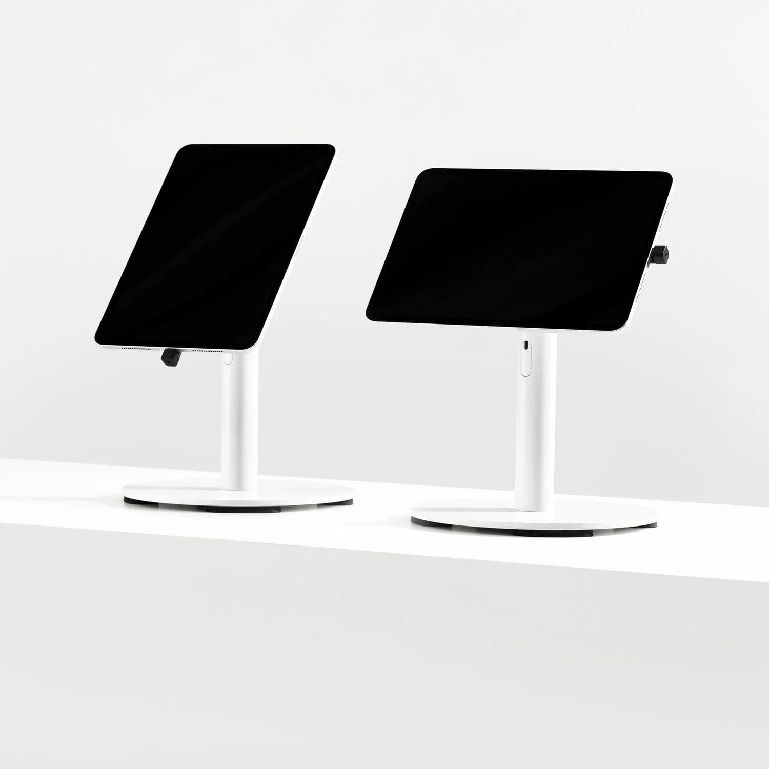 Bouncepad Universal Desk Mount Core Counter Twist