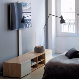 Easily adjust your screen height across five set positions with the Salamander Acadia Stand’s 200 mm height range for optimal viewing angles.